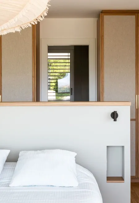 Constructeur d’habitats sur mesure en Haute-Savoie, spécialisé en maisons et villas personnalisées, conception et réalisation sur mesure