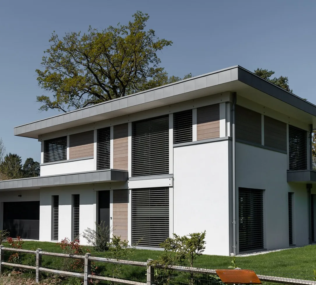 Constructeur d’habitats sur mesure en Haute-Savoie, spécialisé en maisons et villas personnalisées, conception et réalisation sur mesure