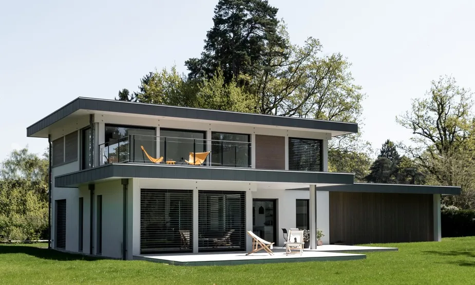 Constructeur d’habitats sur mesure en Haute-Savoie, spécialisé en maisons et villas personnalisées, conception et réalisation sur mesure