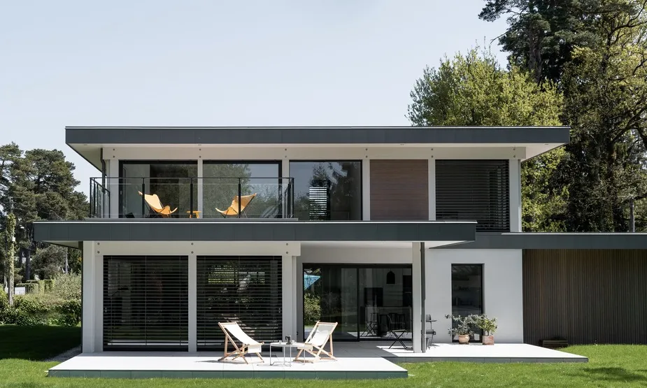Constructeur d’habitats sur mesure en Haute-Savoie, spécialisé en maisons et villas personnalisées, conception et réalisation sur mesure