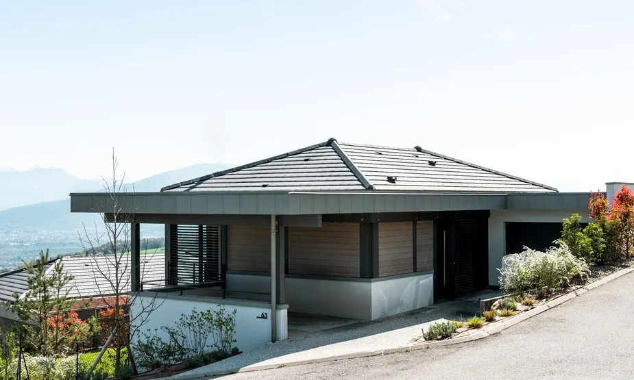 Constructeur d’habitats sur mesure en Haute-Savoie, spécialisé en maisons et villas personnalisées, conception et réalisation sur mesure