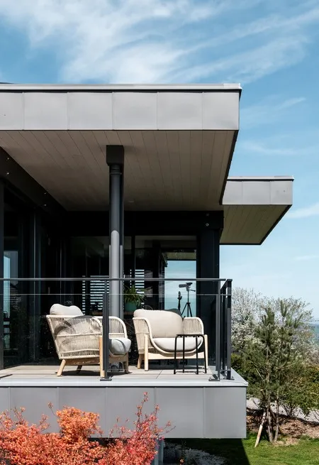 Constructeur d’habitats sur mesure en Haute-Savoie, spécialisé en maisons et villas personnalisées, conception et réalisation sur mesure