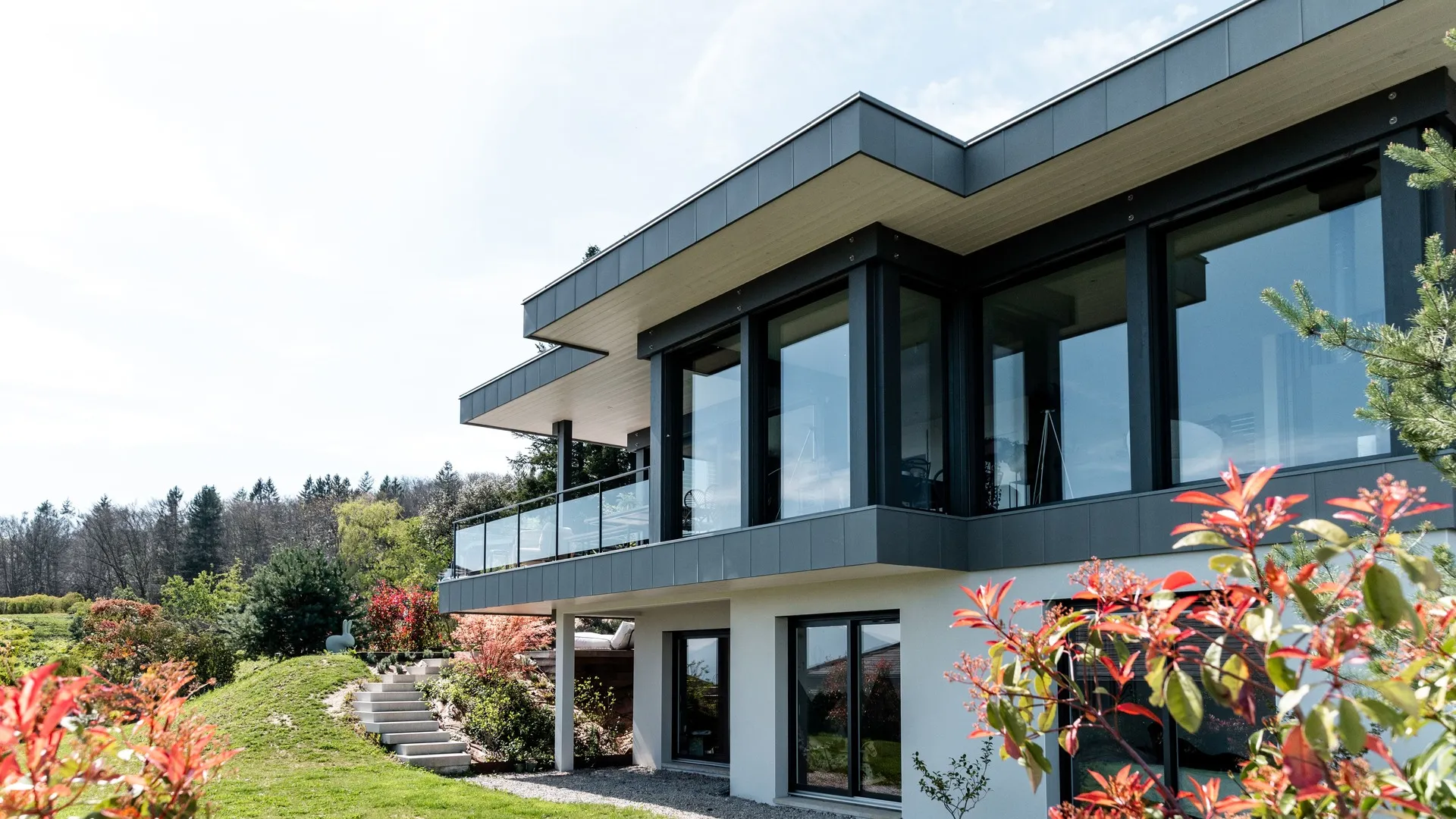 Constructeur d’habitats sur mesure en Haute-Savoie, spécialisé en maisons et villas personnalisées, conception et réalisation sur mesure